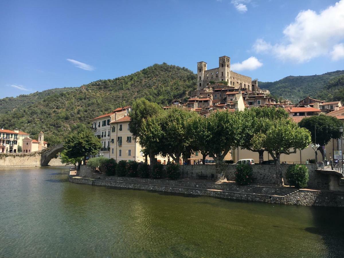 La Torre Di Clo B&B Dolceacqua Exteriér fotografie